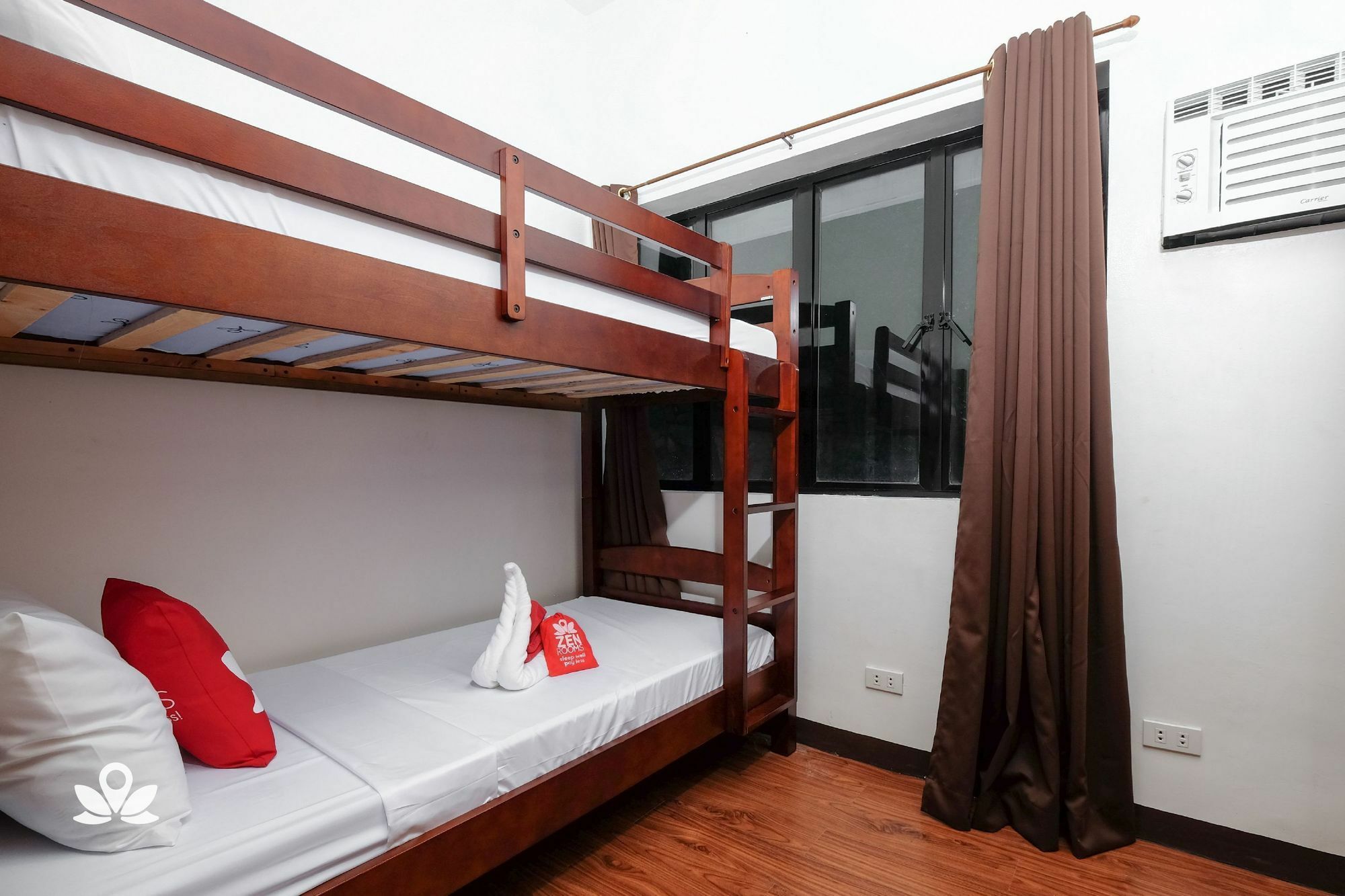 Zen Rooms Woodridge Mckinley Bgc Taguig Eksteriør billede